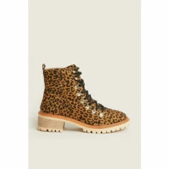 Oasis Premium Animal Hiking Boot For Female