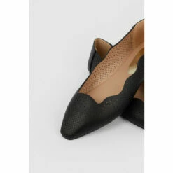 Oasis Scallop Pin Hole Detail Pump For Female -Oasis Sales Store unnamed file 1442