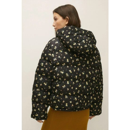 Oasis Printed Zip Through Padded Coat For Female 5 Oasis Printed Zip Through Padded Coat For Female - Image 3