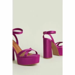 Oasis Cross Over Strap Platform For Female -Oasis Sales Store unnamed file 1709