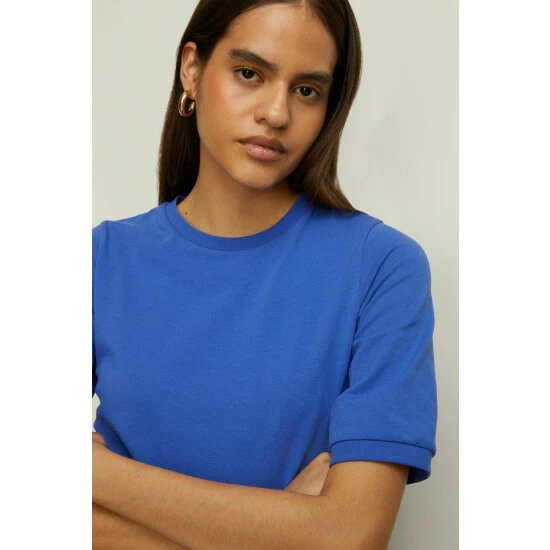 Oasis Crew Neck Short Sleeve T-shirt For Female 4 Oasis Crew Neck Short Sleeve T-shirt For Female - Image 2