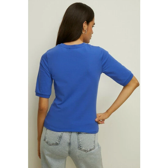 Oasis Crew Neck Short Sleeve T-shirt For Female 5 Oasis Crew Neck Short Sleeve T-shirt For Female - Image 3