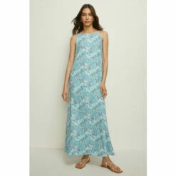 Oasis Ditsy Floral Print Trapeze Maxi Dress For Female