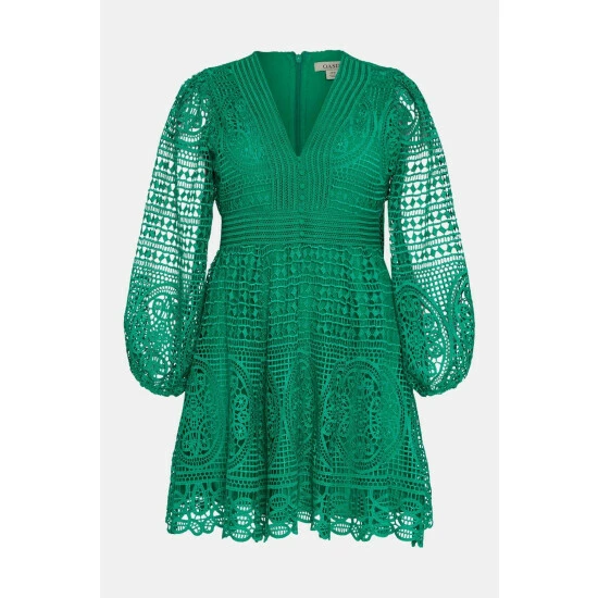 Oasis Plus Size Premium Lace V Neck Skater Dress For Female 6 Oasis Plus Size Premium Lace V Neck Skater Dress For Female - Image 4