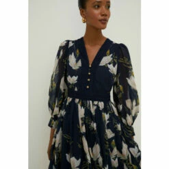 Oasis Petite Magnolia Floral Dobby Lace V Neck Midi Dress For Female 10 Oasis Petite Magnolia Floral Dobby Lace V Neck Midi Dress For Female -Oasis Sales Store unnamed file 460