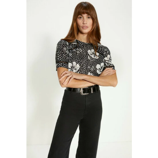 Oasis Essential Lace Insert Mono Floral Woven Tee For Female 3 Oasis Essential Lace Insert Mono Floral Woven Tee For Female