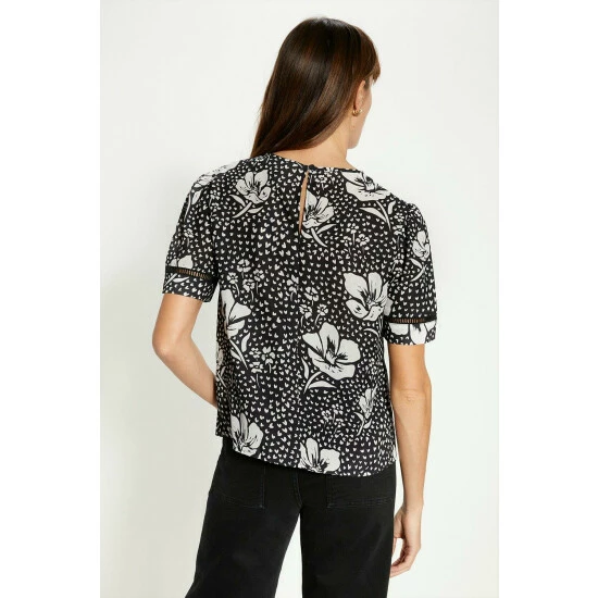 Oasis Essential Lace Insert Mono Floral Woven Tee For Female 5 Oasis Essential Lace Insert Mono Floral Woven Tee For Female - Image 3