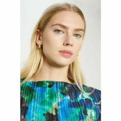 Oasis Sales Store -Oasis Sales Store unnamed file 5298