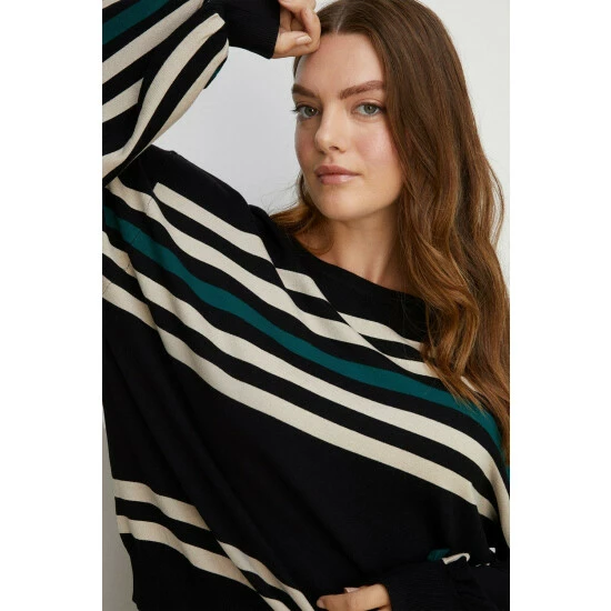 Oasis Plus Size Stripe Batwing Slash Neck Jumper For Female 3 Oasis Plus Size Stripe Batwing Slash Neck Jumper For Female