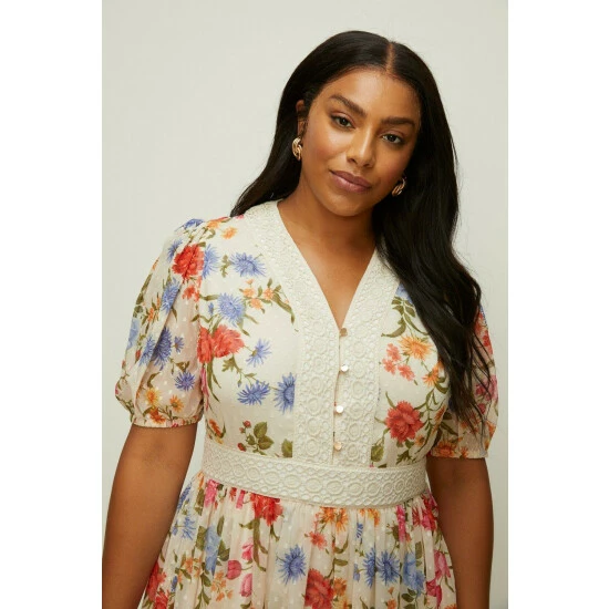 Oasis Plus Size Floral Dobby Chiffon Lace Dress For Female 4 Oasis Plus Size Floral Dobby Chiffon Lace Dress For Female - Image 2