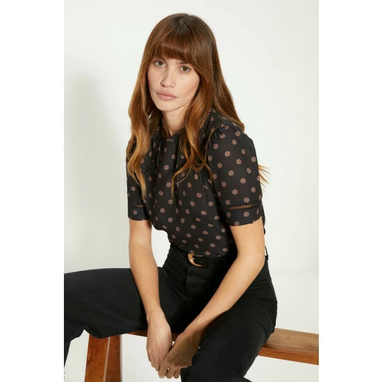 Oasis Essential Lace Insert Geo Woven Tee For Female 3 Oasis Essential Lace Insert Geo Woven Tee For Female